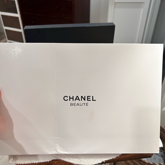 CHANEL Black Quilted Case laptop case Plus LV blush trunks and bags Keychain - Picture 9 of 14